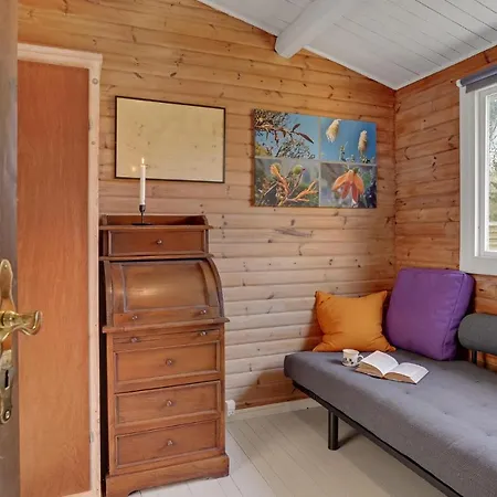 3 Bedroom Cozy In Hébergement de vacances *